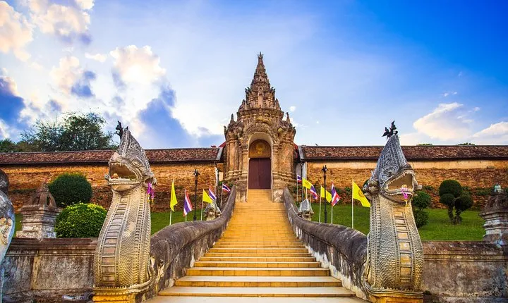 Full Day Ancient Lamphun and Hariphunchai Tour from Chiang Mai with Lunch