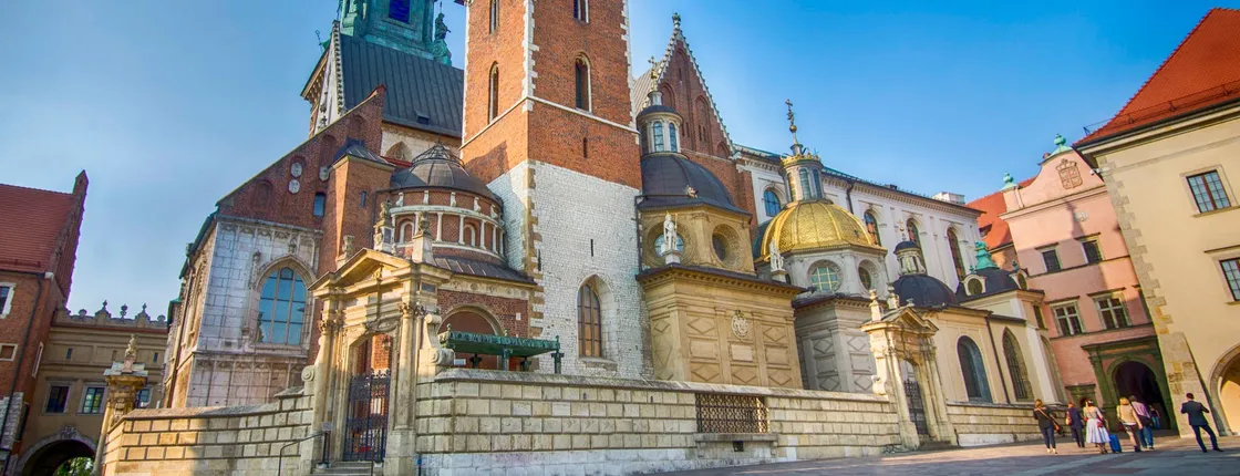 Krakow 3 zones sightseeing by eco-vehicle