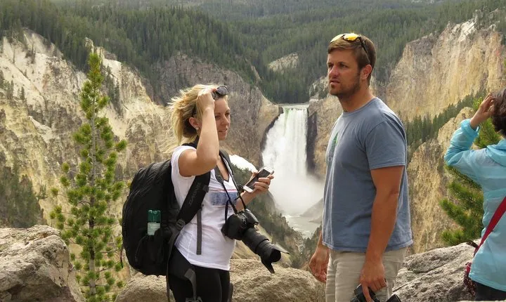 Yellowstone National Park - Full-Day Lower Loop Tour from West Yellowstone