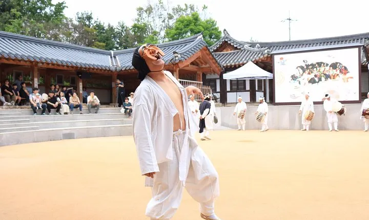 UNESCO folk village Andong tour including soju museum from Seoul by KTX train