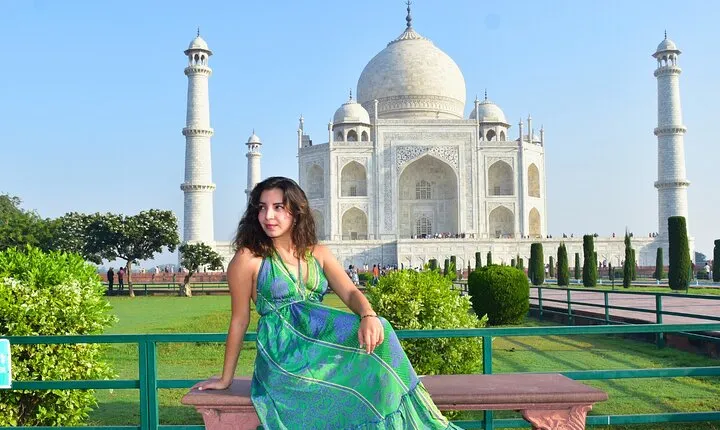 Sunset Taj Mahal Tour by AC Car From Delhi