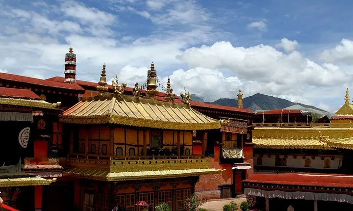 6-Day Private Tour from Chengdu to Lhasa