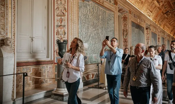Rome in a Day Tour with Vatican, Colosseum and Historic Center