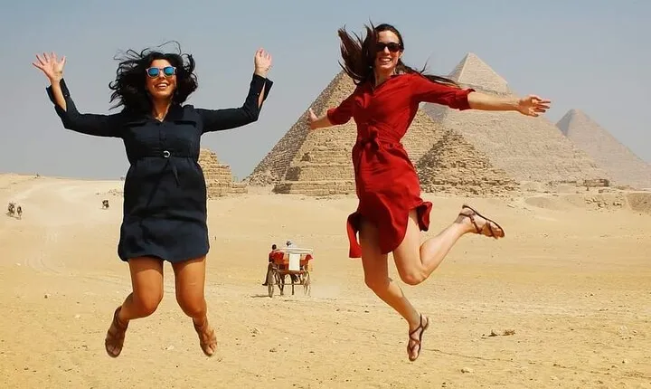 Private Day Tour at Giza Pyramids, Sakkara & Memphis