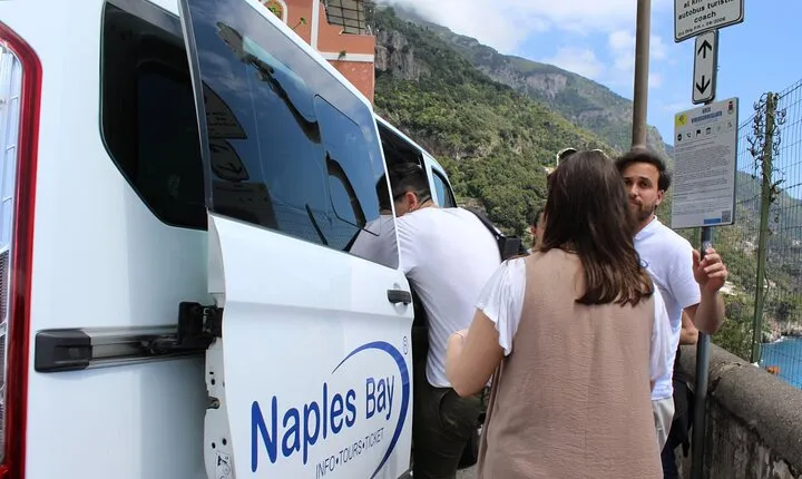 Private Tour to Amalfi Coast and Sorrento from Naples with Driver