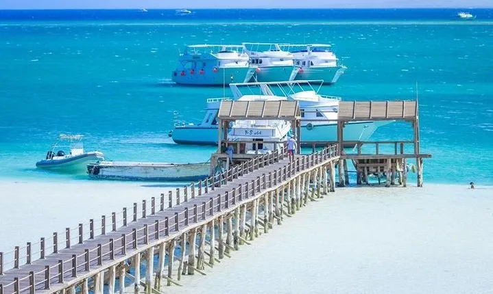Hurghada: Giftun Island Snorkeling Trip with Lunch.