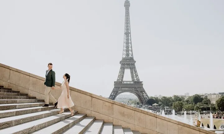 Paris - Private Photoshoot with a Top-Rated Local Photographer