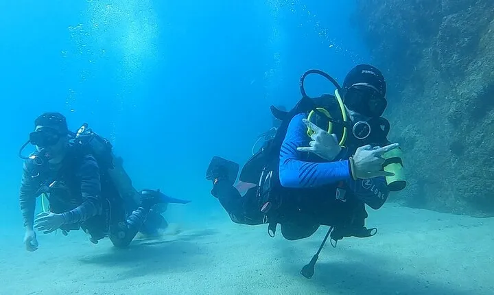 Non-Certified Diving Adventure in Cabo San Lucas
