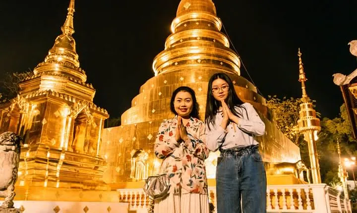 Chiang Mai Tuk Tuk City Tour under the Sunlight or Moonlight