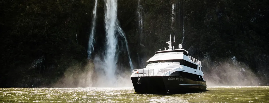 Milford Sound Luxury Cruise with Optional Lunch