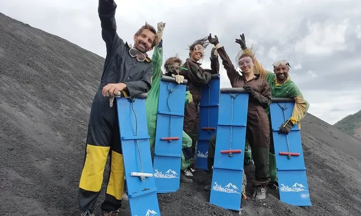Private Cerro Negro Sandboarding