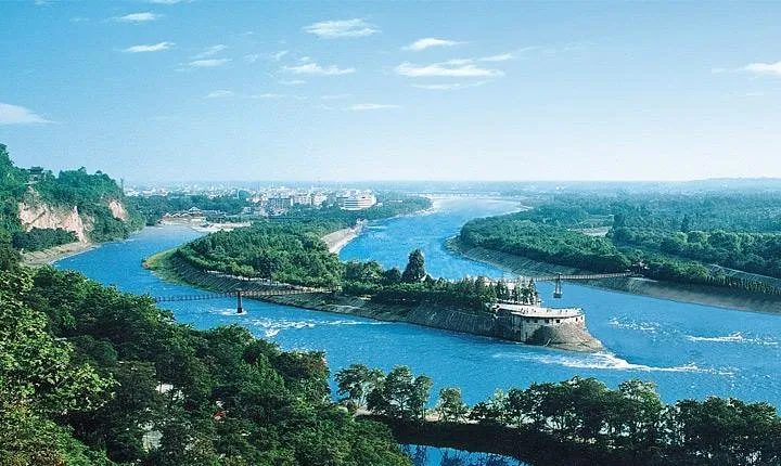Private Day Tour: Chengdu Wuhou Temple, Jili and Dujiangyan Irrigation System