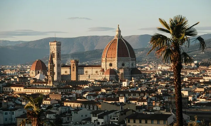 Florence: A Self-Guided Tour through Art and History