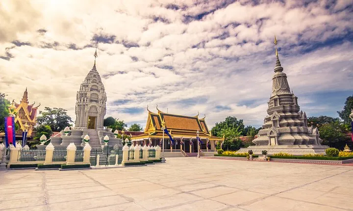 5 day Tour Victoria Mekong Cruises from Ho Chi Minh to Phnom Penh