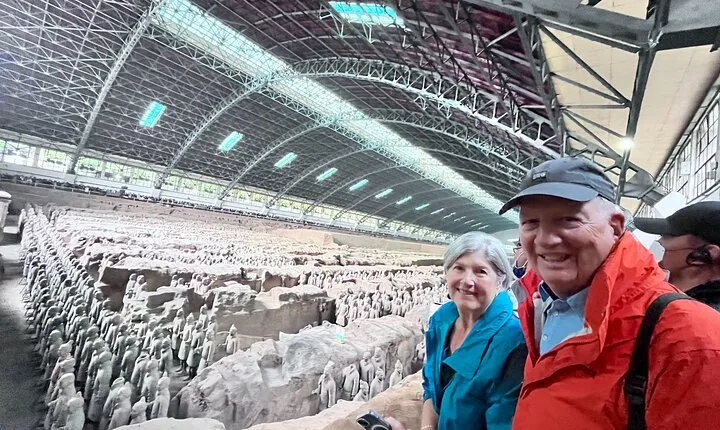 Private Xian Highlight Tour: 6 Hours Terracotta Warriors and Local Snack