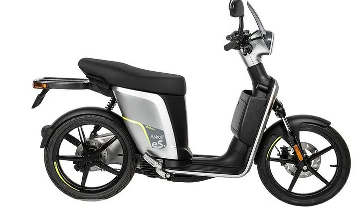 Tour of Rome with Askoll eS 3 Evolution 125 c.c.