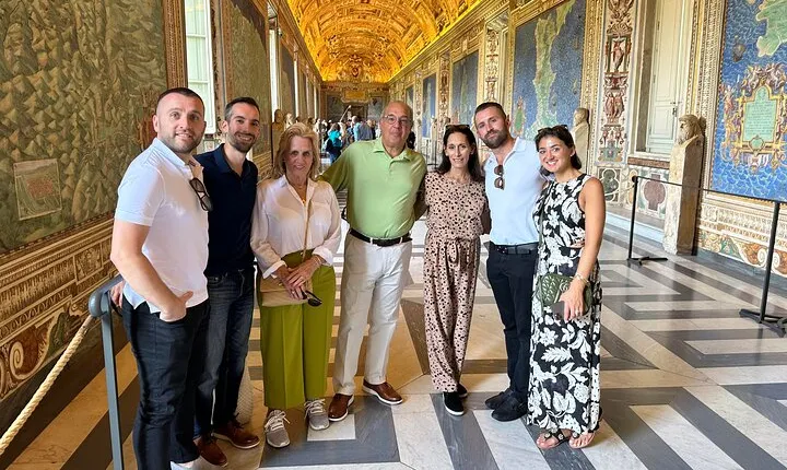 Rome in a Day Tour with Maria: Vatican Sistine Chapel & Colosseum