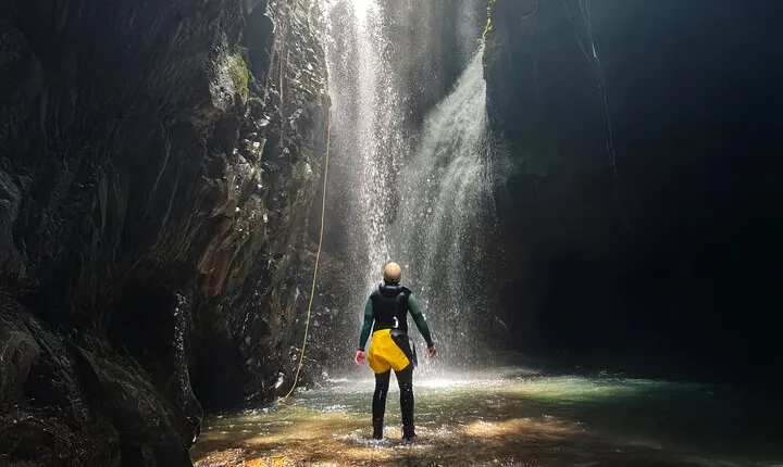 Canyoning Bali, Kerenkali Canyon (Adventure, discovery, nature)