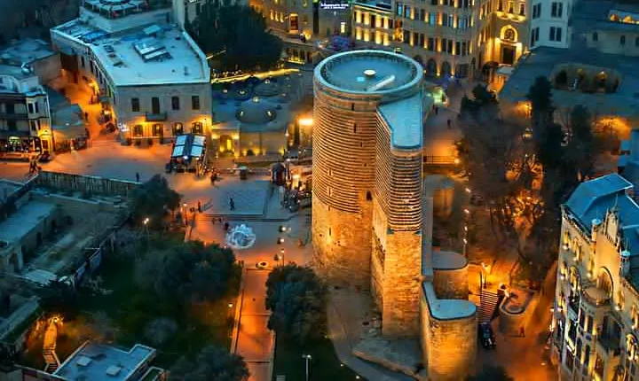 Baku Night City Walking Tour