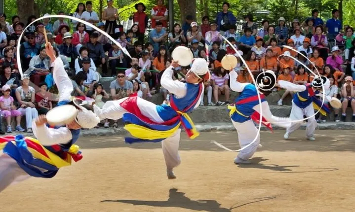 Private Folk Village, Suwon Hwaseong Fortress Tour