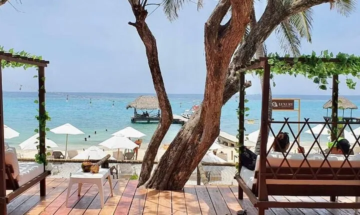 Full-Day Rosario Islands Tour in Cartagena Open Bar
