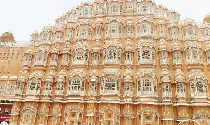 Full Day Jaipur Tour with Guide and Transport