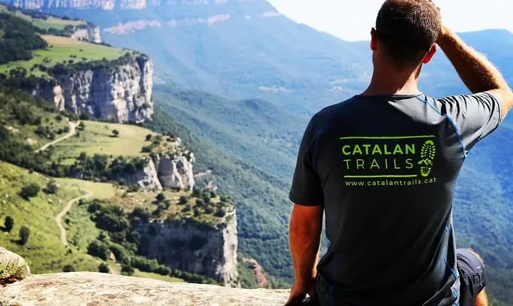 From Barcelona: Pre Pyrenees Scenic Hike & Rupit Medieval town 