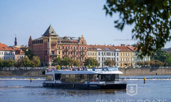 Prague Boats 1-hour Cruise