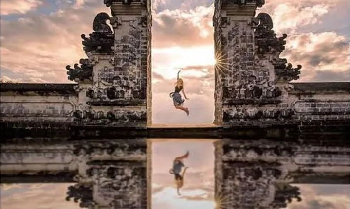 Bali Gate of Heaven and Hidden Waterfall privatel Tour
