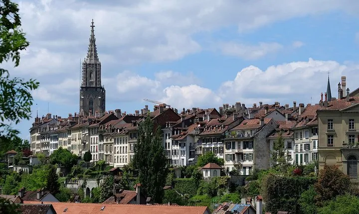 Bern - Old Town Private Walking Tour of UNESCO sites