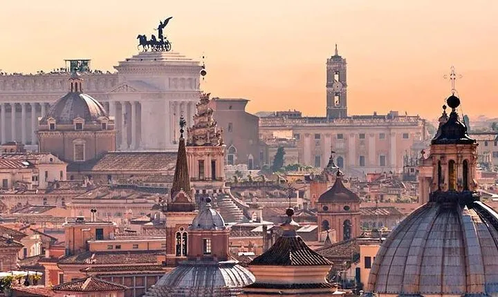 Rome on Arrival: One-Way Private Transfer and Driving Tour of Rome from FCO
