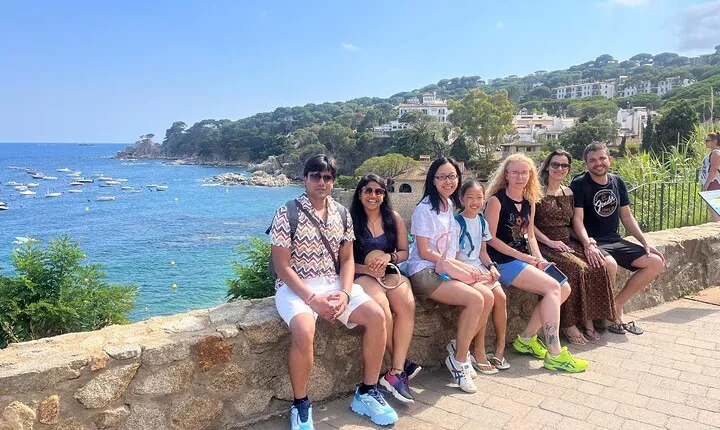 Costa Brava Small Group with Hotel Pick up and Boat Ride