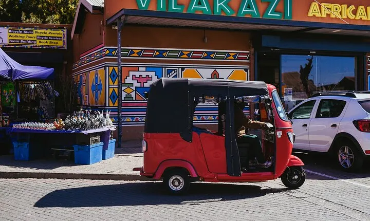 Soweto by Tuk-Tuk