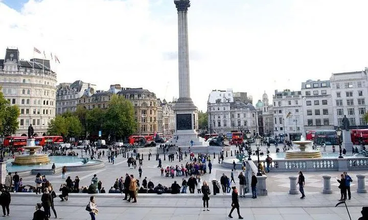 Driving Sightseeing Tour of London Without Tour Guide