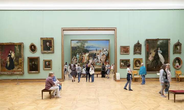 2 & 4 Days Paris Golden Pass with Hop-On Hop-Off Seine River Boat