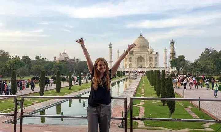 Taj Mahal Agra Tour By Train in one day return