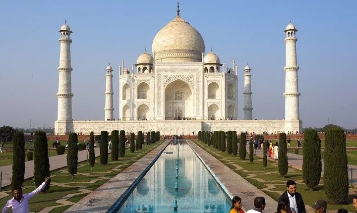 Same Day Agra Tour From Hyderabad with Return Flight