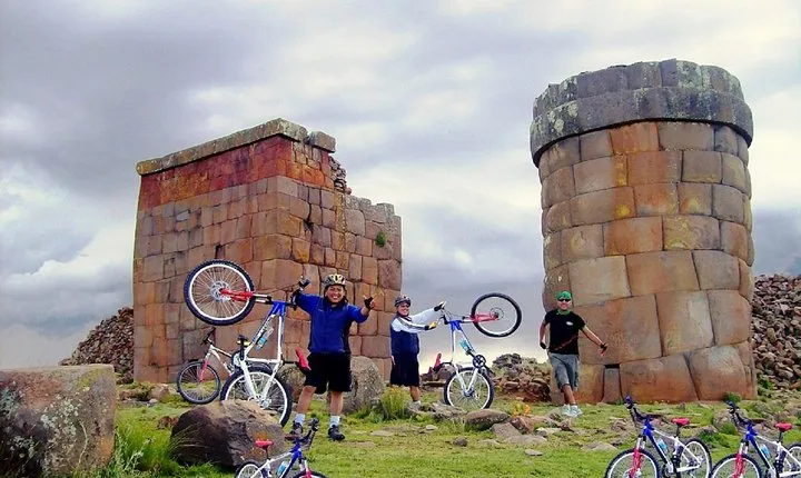 Tombs of Sillustani Mountain Bike Tour