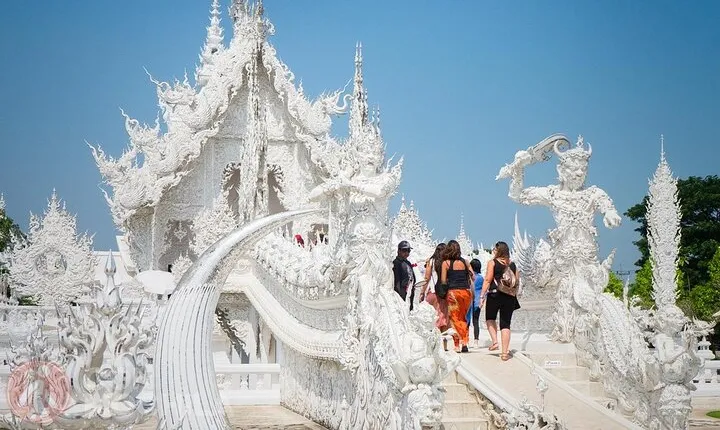 Chiang Rai Temples Day Trip from Chiang Mai
