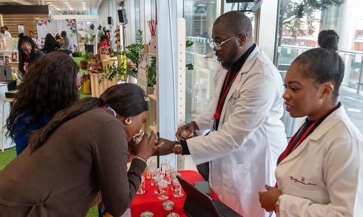 2 Hours Bespoke Perfume Blending Workshop