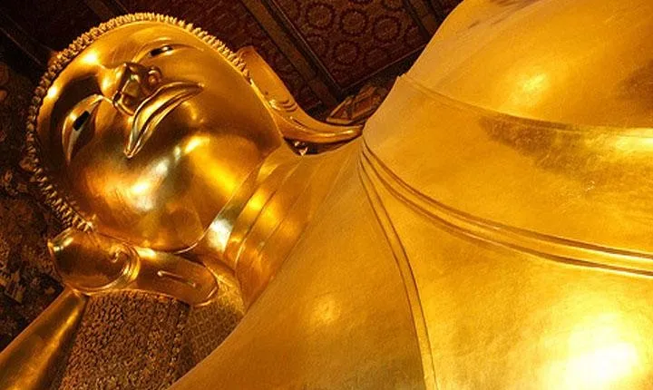 Khao Lak : Full-Day Temple Tour Including Dragon Cave