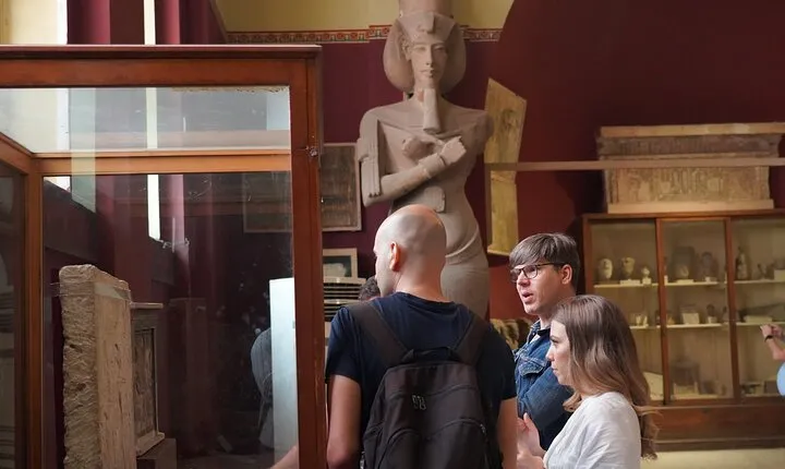 Private Tour Egyptian Museum & Islamic Cairo with a Gourmet Lunch