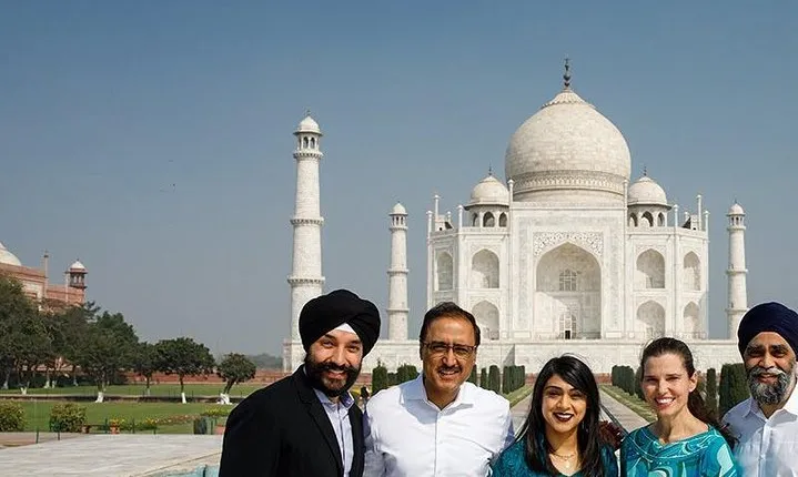 All Inclusive: Same Day Agra Tour From Delhi By Car