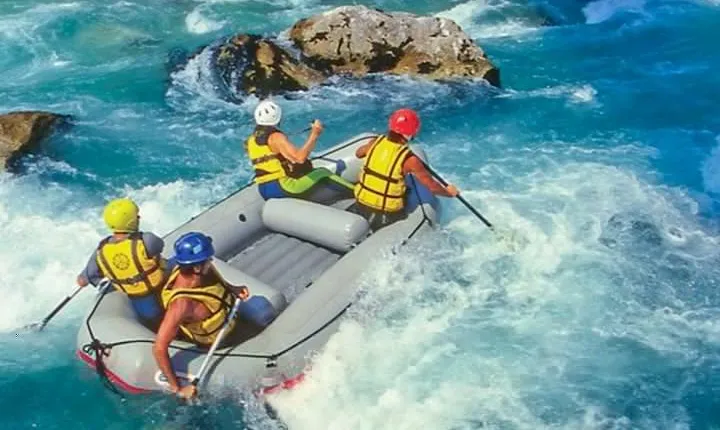 Blue Water Rafting at Kitulgala