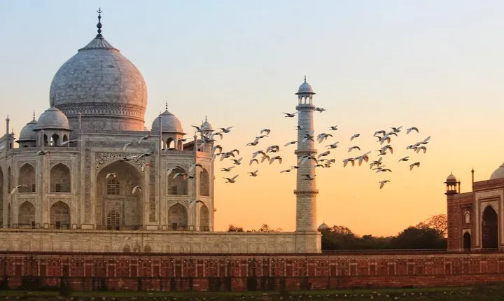 Private Agra Local Sightseeing Tour by Car and Driver