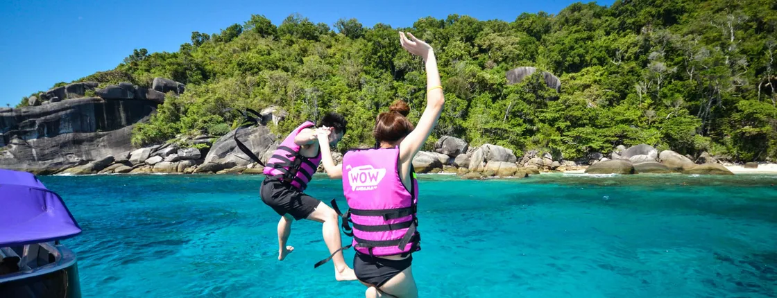 Speedboat Tour of Similan Islands