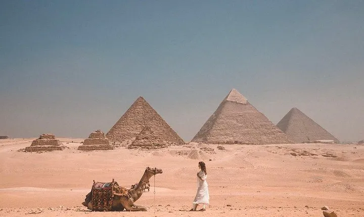 Private Day Tour to Giza Pyramids Sphinx Memphis Saqqara and Dahshur Pyramids