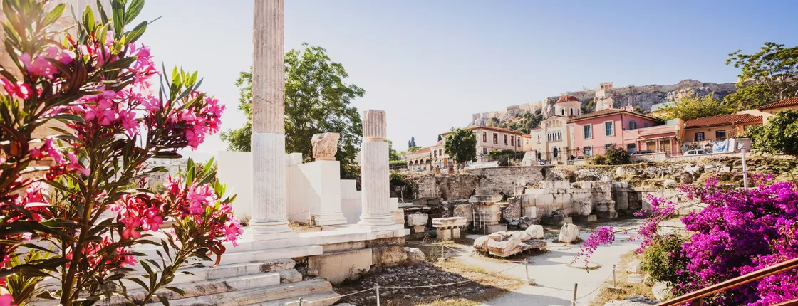 Self guided tour with interactive city game of Athens