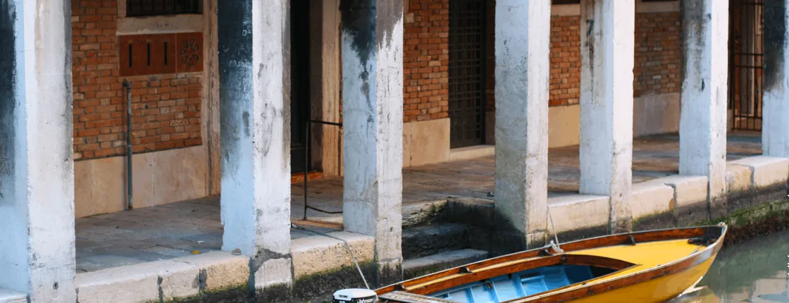 Discovery Walk Venice’s center a labyrinth of mystery