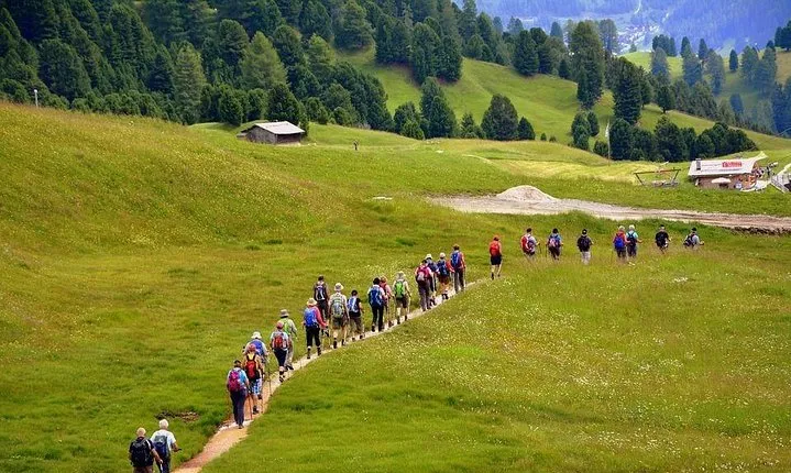 "Camino de Santiago": PORTUGUESE WAY. Private Walking Tour from Tui